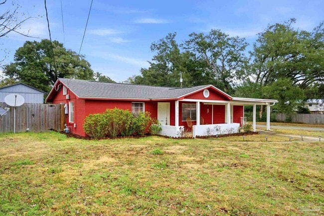 3750 Martin St in Pace, FL - Building Photo - Building Photo