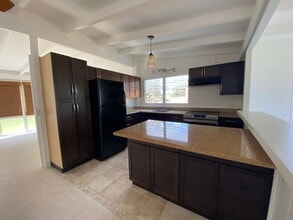 1760 Akaakoa St in Kailua, HI - Building Photo - Building Photo