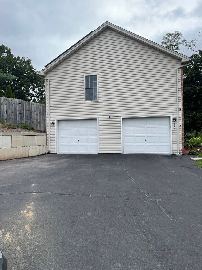 100 Hilldale Dr in Marysville, PA - Building Photo - Building Photo
