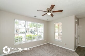 2460 Brianna Dr in Hampton, GA - Building Photo - Building Photo