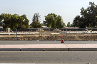 Butterfly Gardens in Clovis, CA - Building Photo - Building Photo