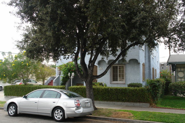 507 S Louise St in Glendale, CA - Building Photo - Building Photo