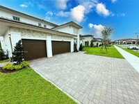 4439 SW 123rd Ave in Cooper City, FL - Foto de edificio - Building Photo