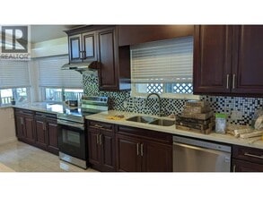 7192 Paulus Crescent in Burnaby, BC - Building Photo - Building Photo