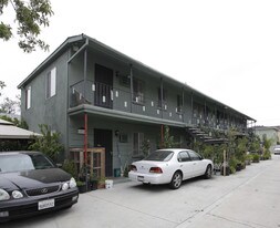 5854 Tujunga Ave Apartments