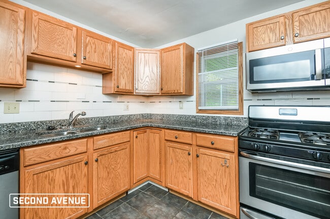 774 Cottonwood Dr in Monroeville, PA - Building Photo - Building Photo