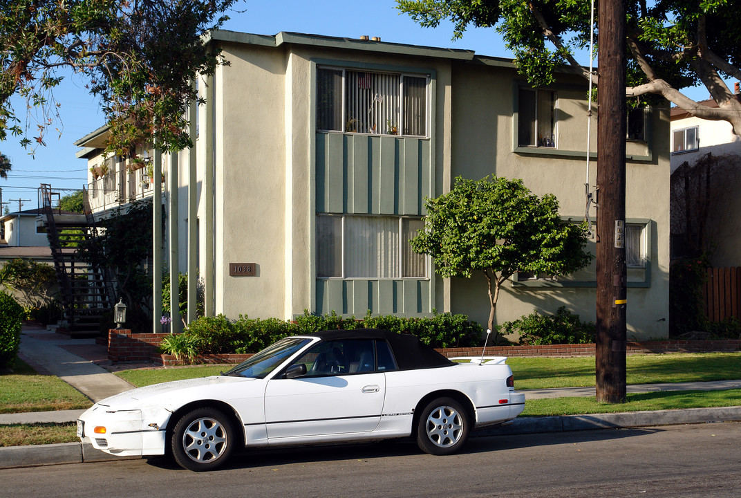 1038 E Imperial Ave in El Segundo, CA - Building Photo