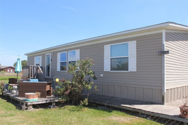 12827 Pink Taylor Run Rd in Beasley, TX - Building Photo - Building Photo
