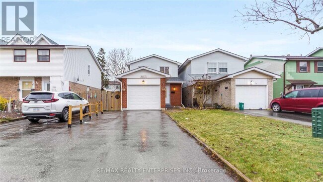 property at 1117 Venus Crescent