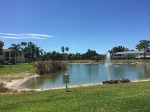 12530 Equestrian Cir, Unit Veneetian palms in Ft. Myers, FL - Building Photo - Building Photo