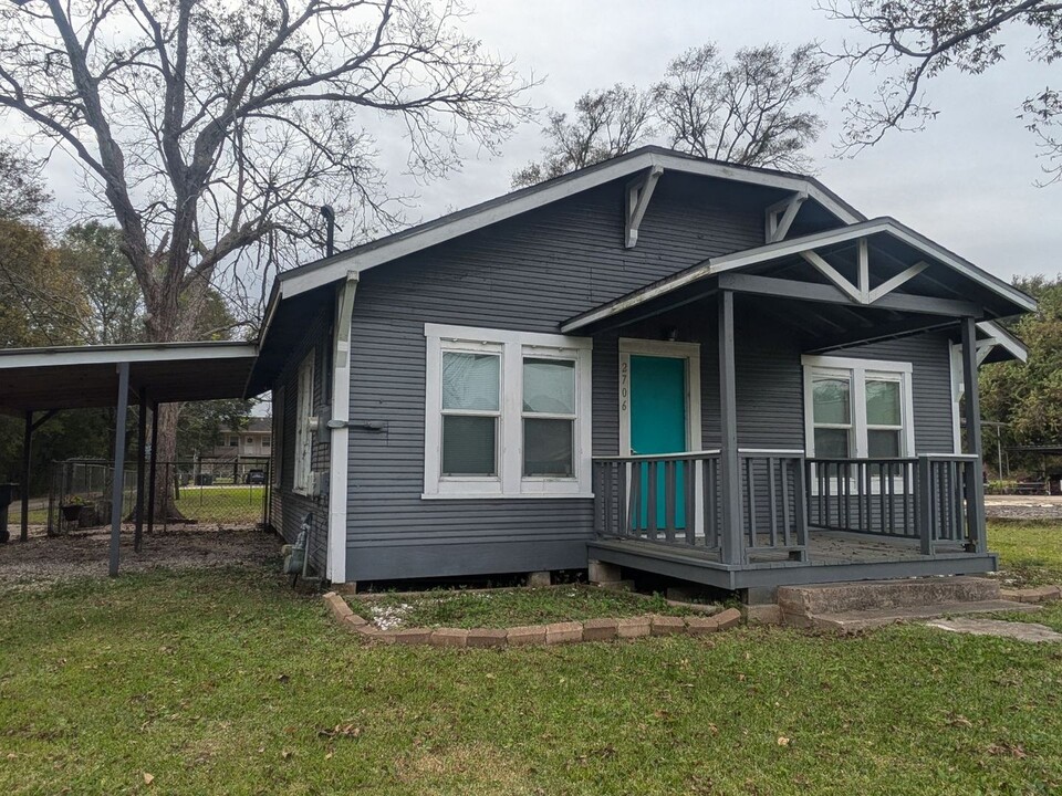 2706 62nd St in Port Arthur, TX - Building Photo