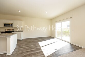 1911 Wellwind Rd in Columbia, TN - Building Photo - Building Photo