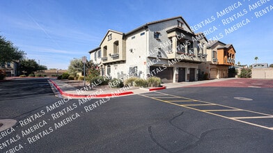 2727 N Price Rd in Chandler, AZ - Building Photo - Building Photo