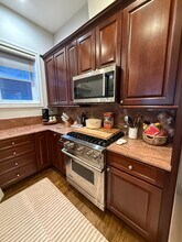 1116 W Hubbard St, Unit 4W in Chicago, IL - Building Photo - Building Photo