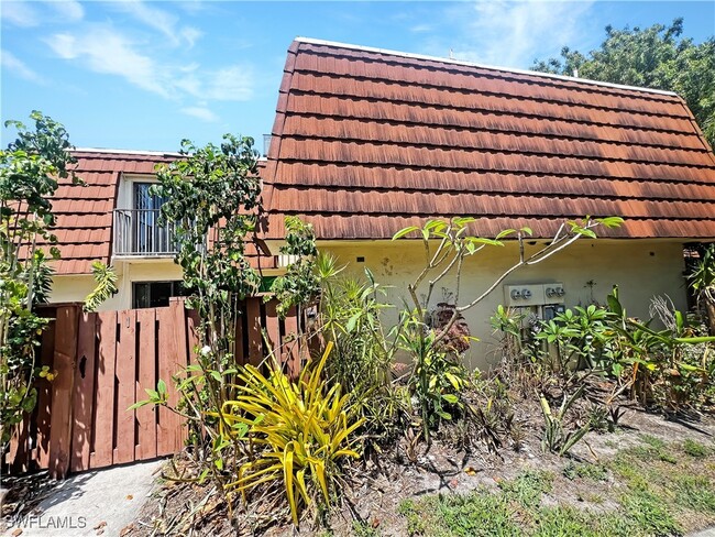 property at 5241 Cedarbend Dr
