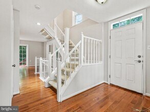 11800 Critton Cir in Woodbridge, VA - Building Photo - Building Photo