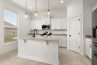 9883 Richford Dr in Denham Springs, LA - Building Photo - Building Photo