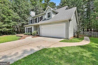 101 Pepperwood Dr in Peachtree City, GA - Building Photo - Building Photo