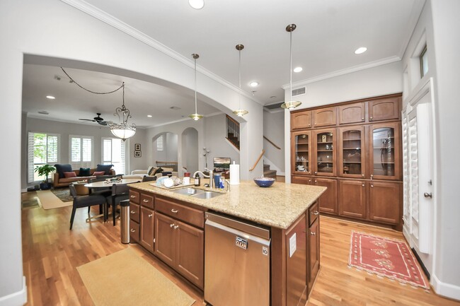 property at 584 Bomar St