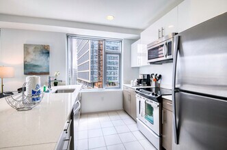 250 Kendall St in Cambridge, MA - Building Photo - Building Photo