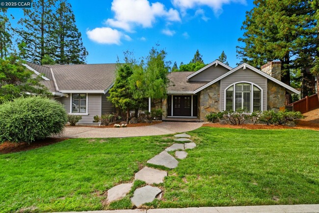 property at 3 Magee Ct