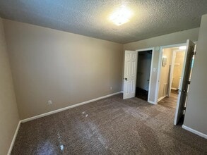 4005 McIntosh St, Unit 4005-F in Greensboro, NC - Building Photo - Building Photo