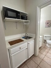 10059 Perfect Dr, Unit G in Port St. Lucie, FL - Foto de edificio - Building Photo