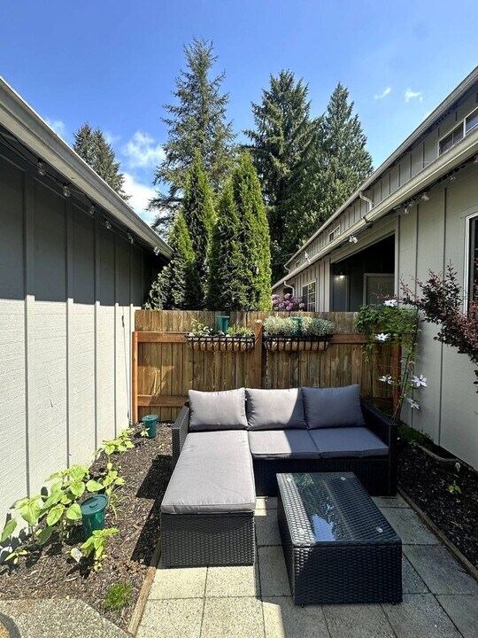 2821 60th Ln SE in Olympia, WA - Building Photo