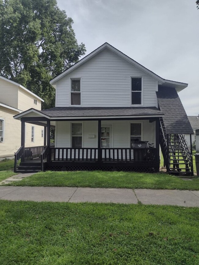 property at 725 Harrison St