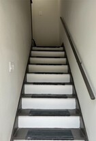 4704 Greenbriar Dr in Houston, TX - Building Photo