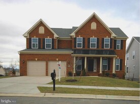 2906 George Hilleary Ter in Upper Marlboro, MD - Building Photo