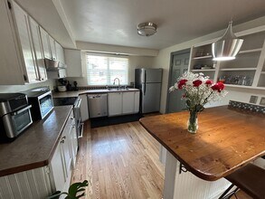 715 Parkview Way in Missoula, MT - Building Photo - Building Photo