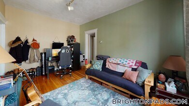 1625 Commonwealth Ave in Boston, MA - Building Photo - Building Photo