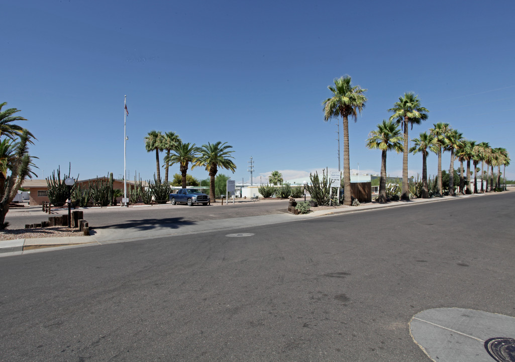 Chandler Estates in Chandler, AZ - Foto de edificio