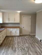 1976 Loney Dr in Nashville, TN - Building Photo - Building Photo