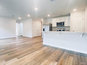 9632 Angel Oak Dr in Pensacola, FL - Building Photo - Building Photo