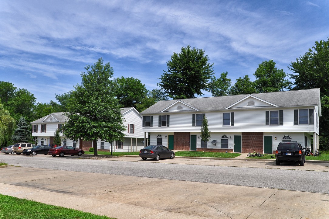 Village at Curry in Bloomington, IN - Foto de edificio