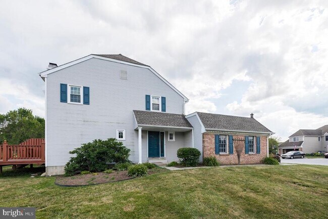 property at 929 Samantha Cir