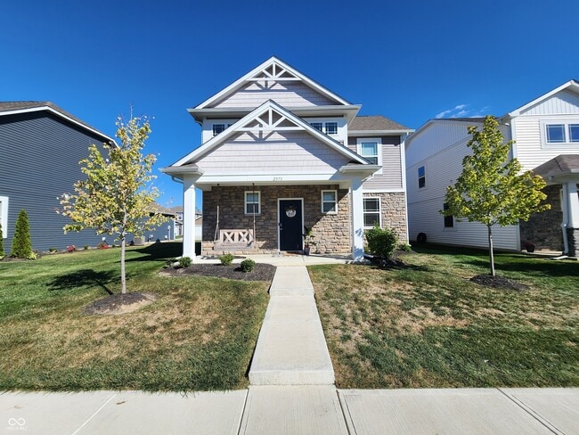 property at 2573 Plano Dr