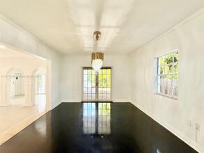 4464 Prairie Ave in Miami Beach, FL - Building Photo - Building Photo