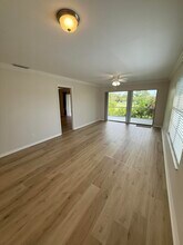 1900 S Kanner Hwy in Stuart, FL - Building Photo - Building Photo