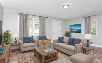 3711 Daisy Dr in Decatur, GA - Building Photo - Building Photo