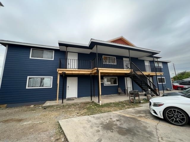 1303 E Eistetter St in Laredo, TX - Building Photo - Building Photo