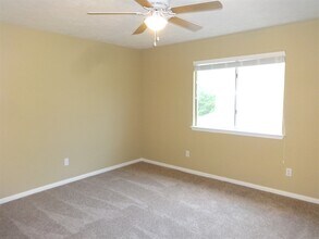 3631 Windmoor Dr in Katy, TX - Building Photo - Building Photo