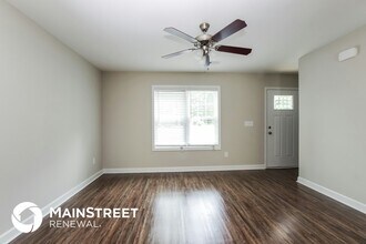 512 Rogers Lake Rd E in Kannapolis, NC - Building Photo - Building Photo