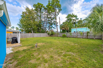 7005 S Lagoon Dr in Panama City, FL - Building Photo - Building Photo