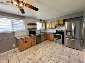 6270 S Mt Vista Dr in Taylorsville, UT - Building Photo - Building Photo