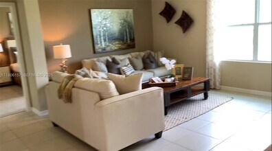 368 Tanglewood Dr in Davenport, FL - Building Photo - Building Photo