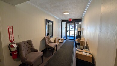 222 Babcock St in Brookline, MA - Building Photo - Building Photo