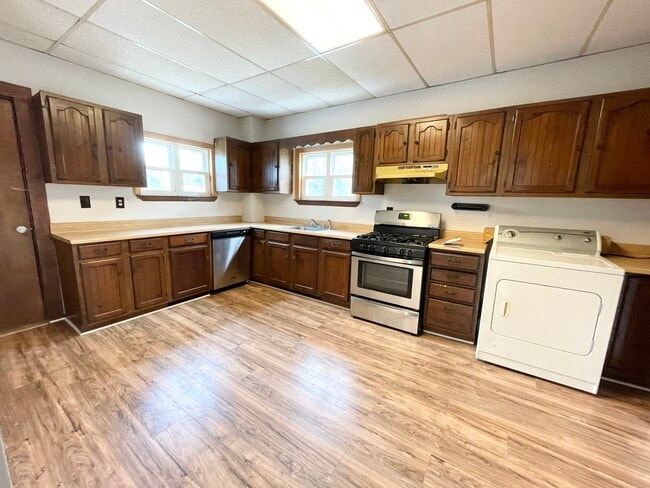 26 Harbor View St, Unit 3